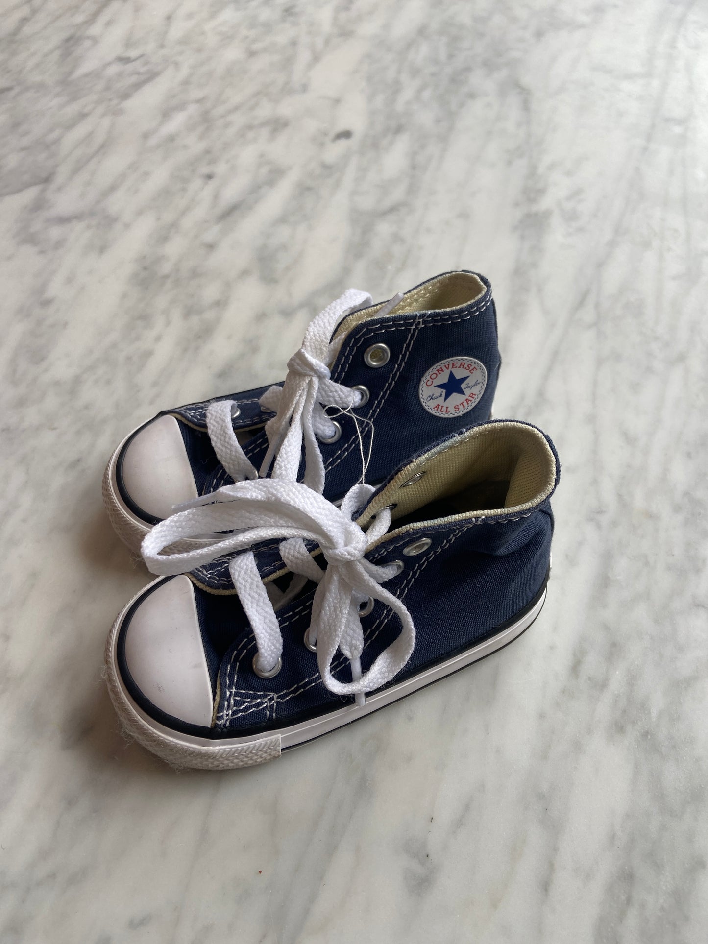 Converse Hitops (US5) Toddler