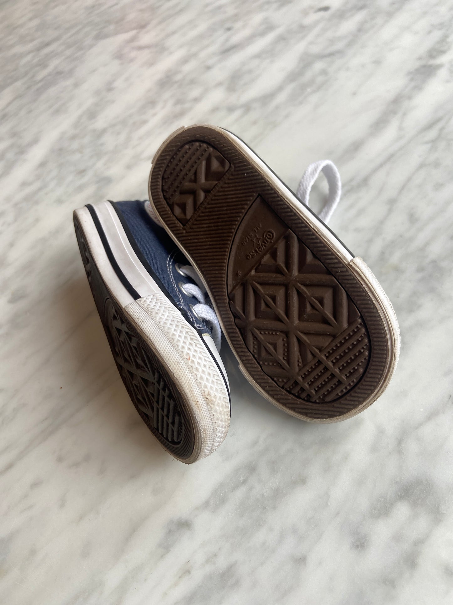 Converse Hitops (US5) Toddler